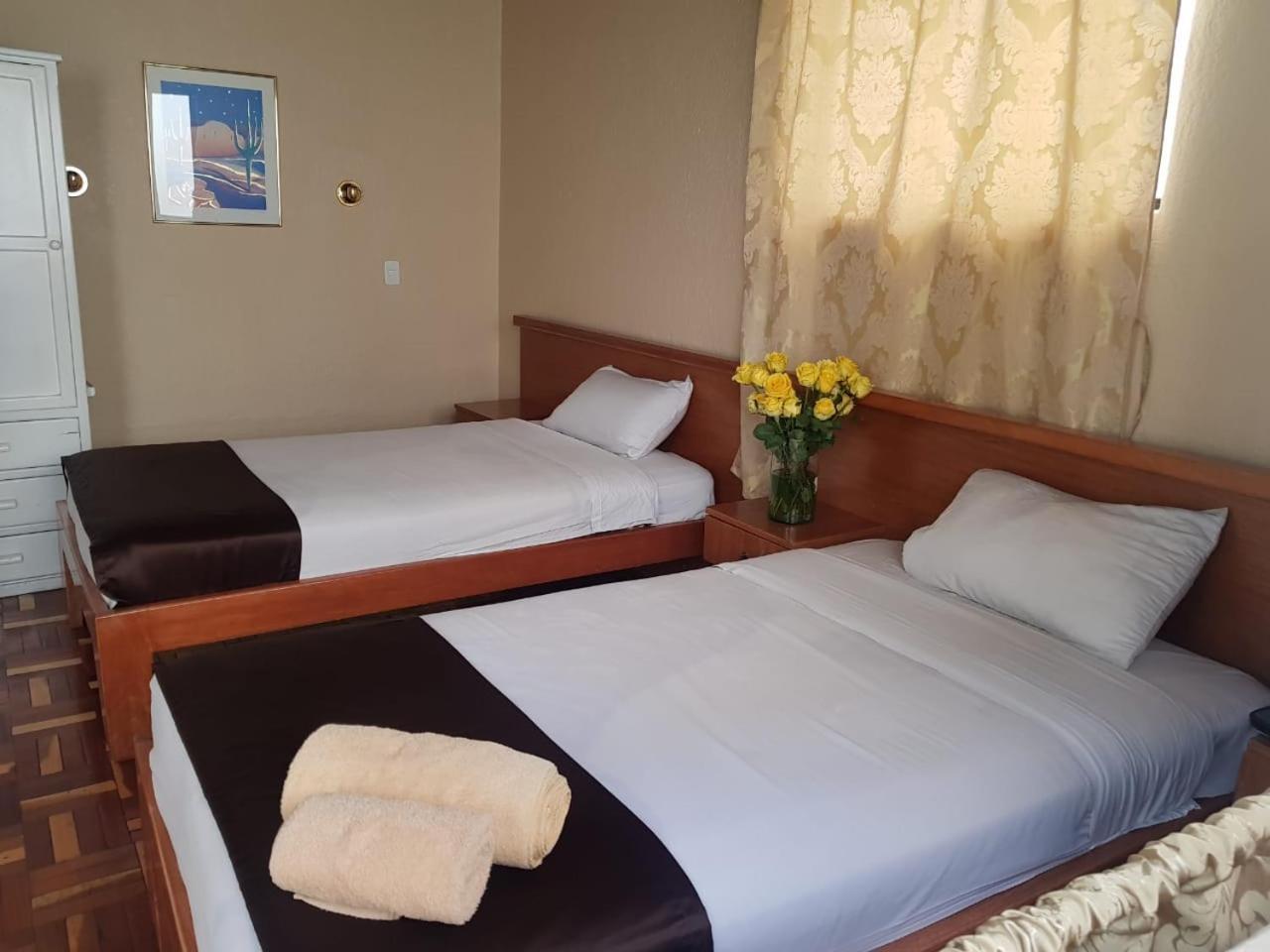 Hostal Loro Verde Quito Eksteriør bilde