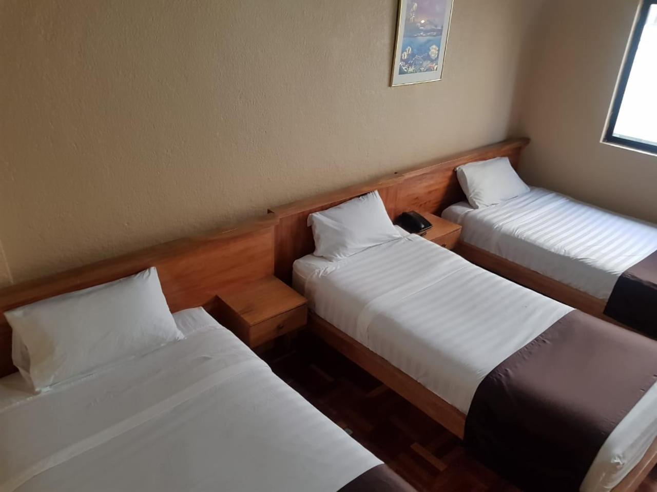 Hostal Loro Verde Quito Eksteriør bilde