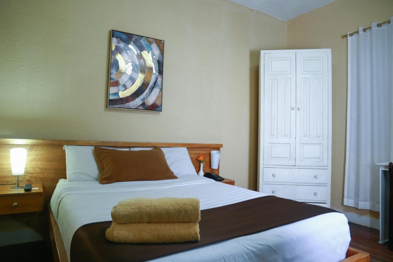 Hostal Loro Verde Quito Eksteriør bilde