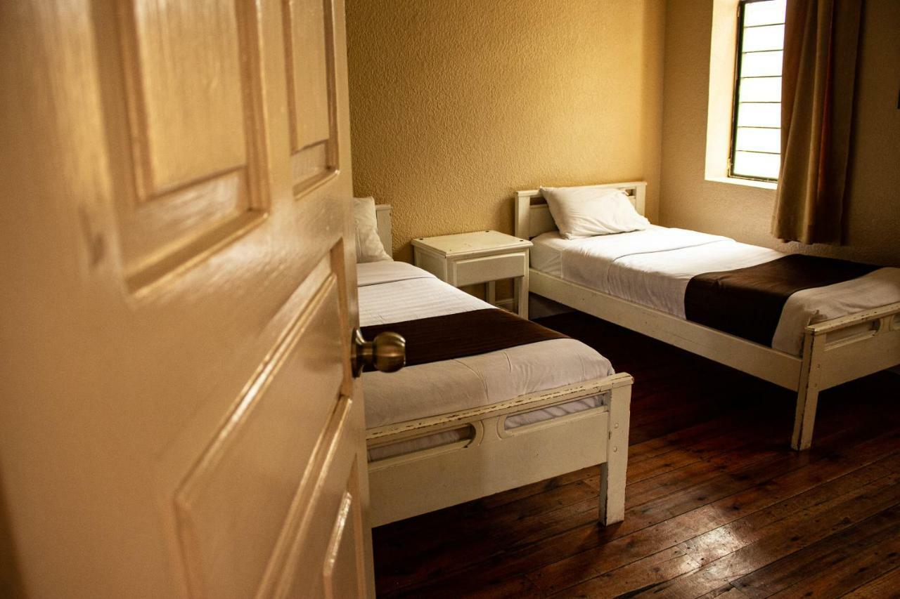 Hostal Loro Verde Quito Eksteriør bilde